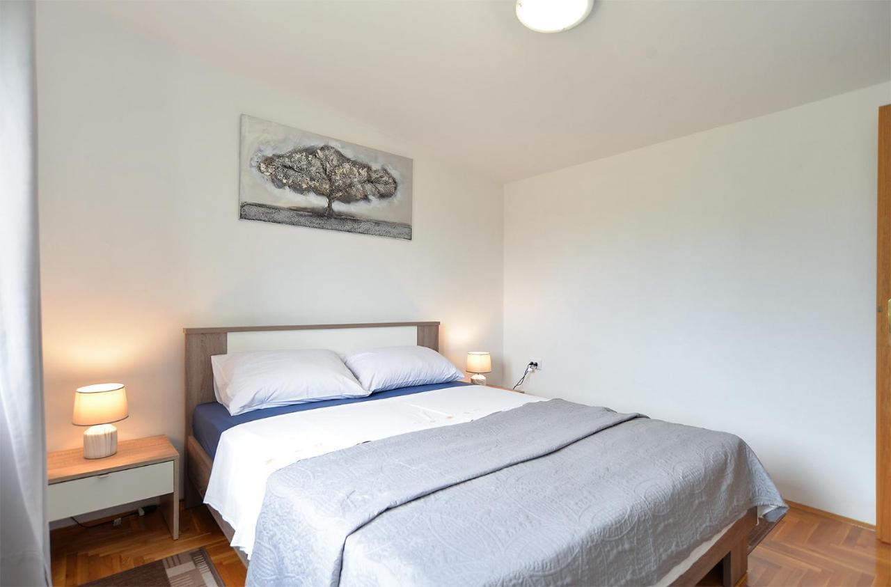 Apartments Fazana 407 エクステリア 写真