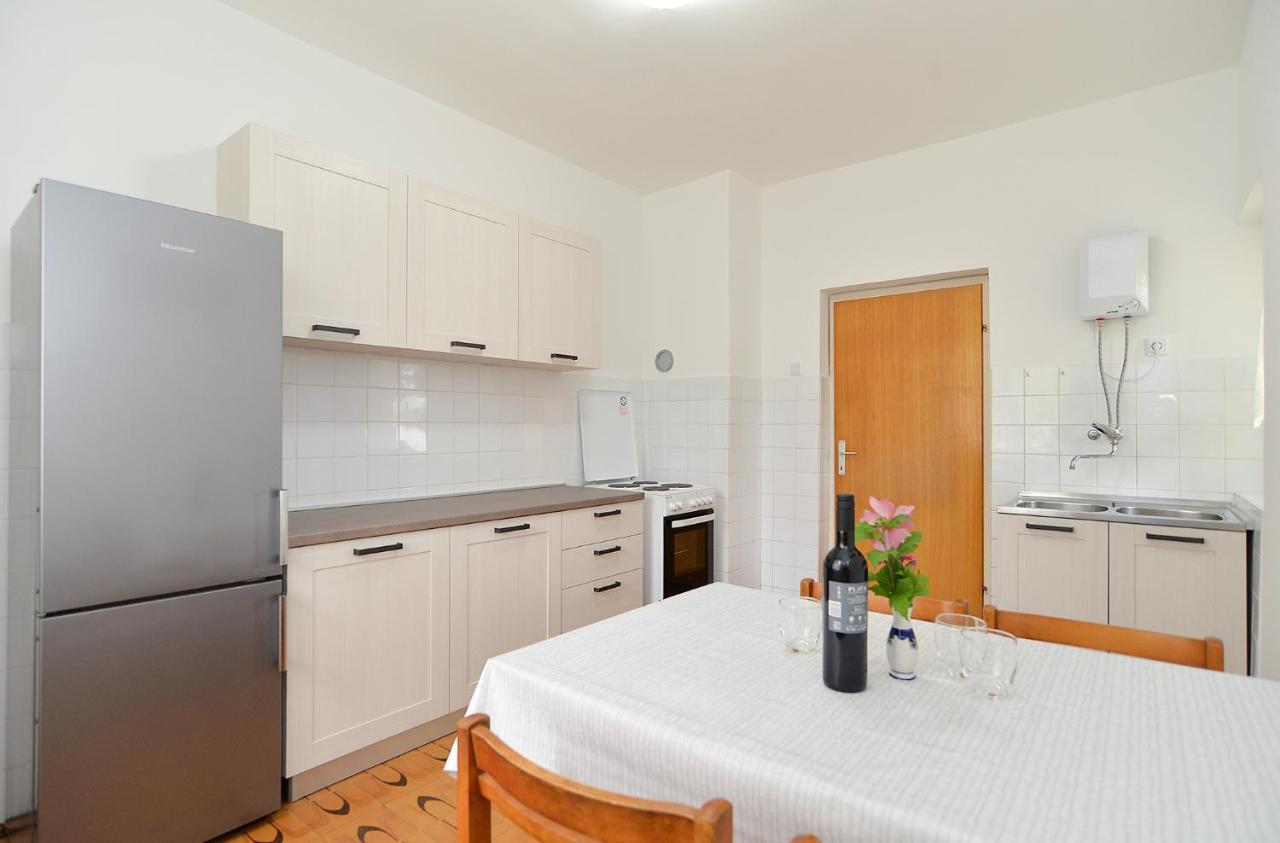 Apartments Fazana 407 エクステリア 写真
