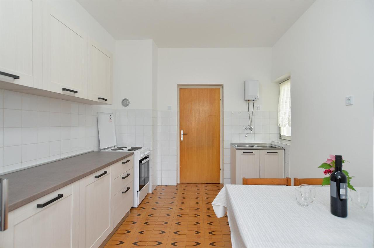 Apartments Fazana 407 エクステリア 写真