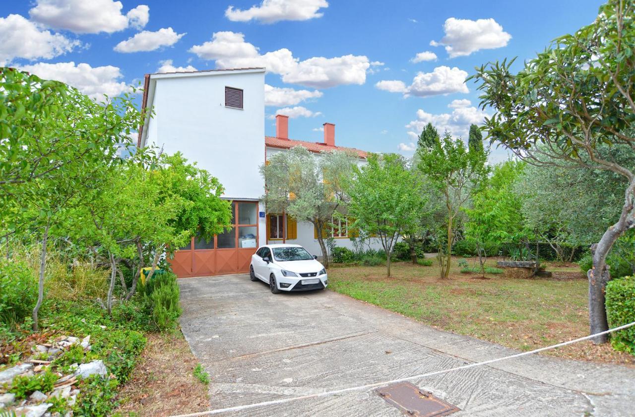 Apartments Fazana 407 エクステリア 写真